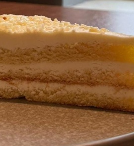 Торт молочная девочка